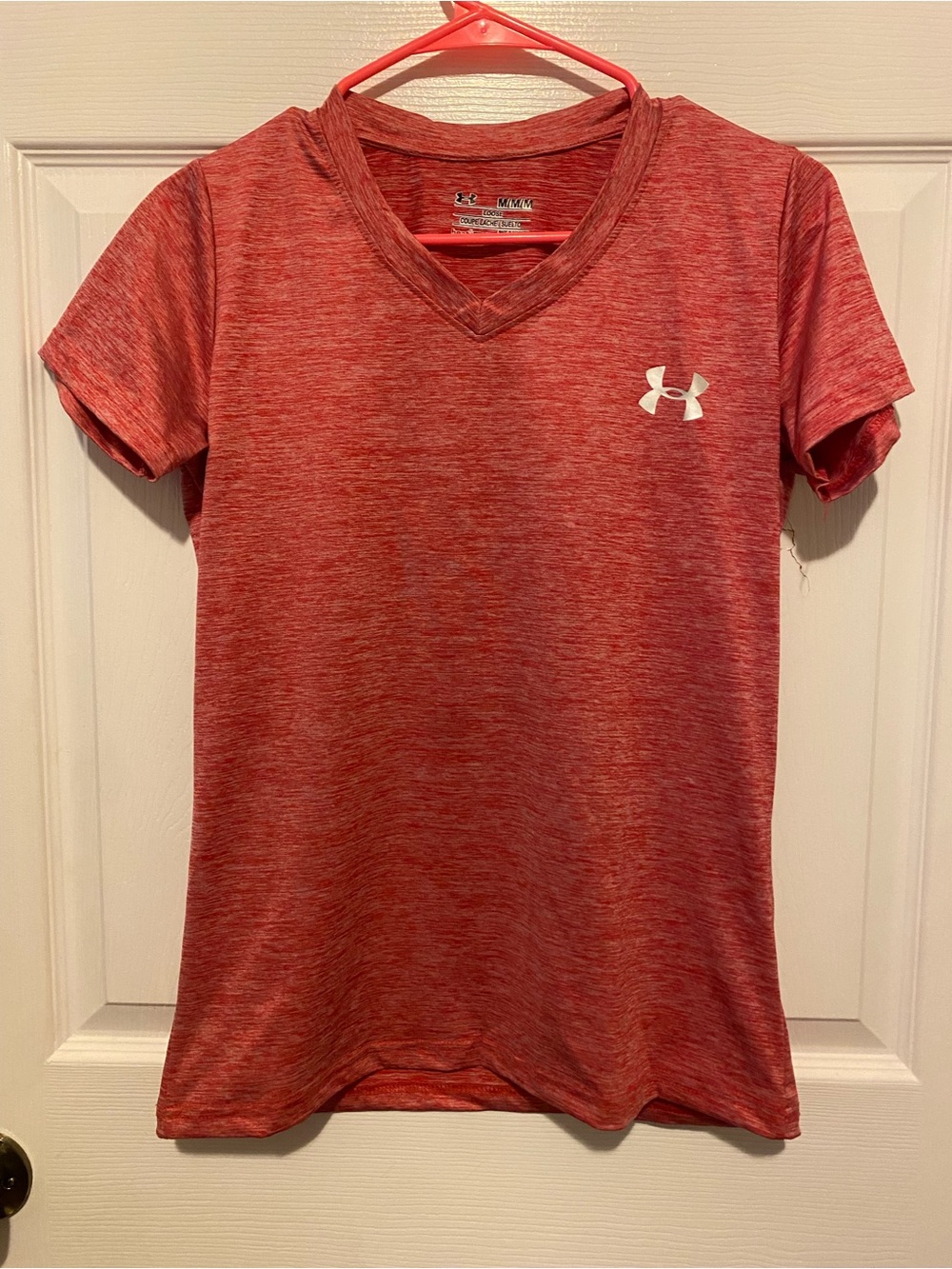 Under Armour Women's pink V-Neck Performance Tee